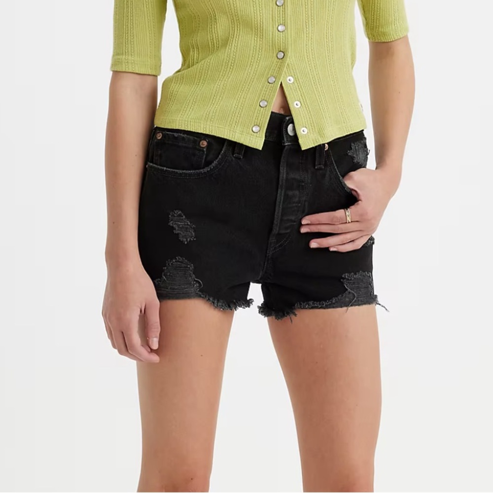 Levi’s 501 High Rise Women’s Shorts in Stowaway - Black